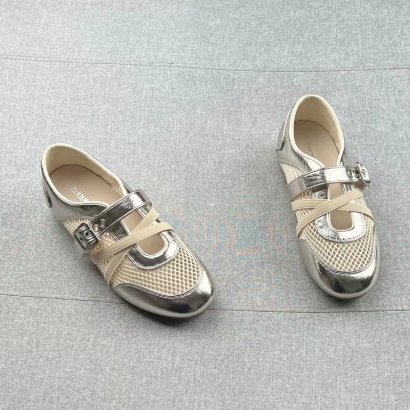 새로운 스플라이싱 우븐 홀로우 스니커즈 2026 봄/여 - Casual Sneaker Low 리뷰 및 가격