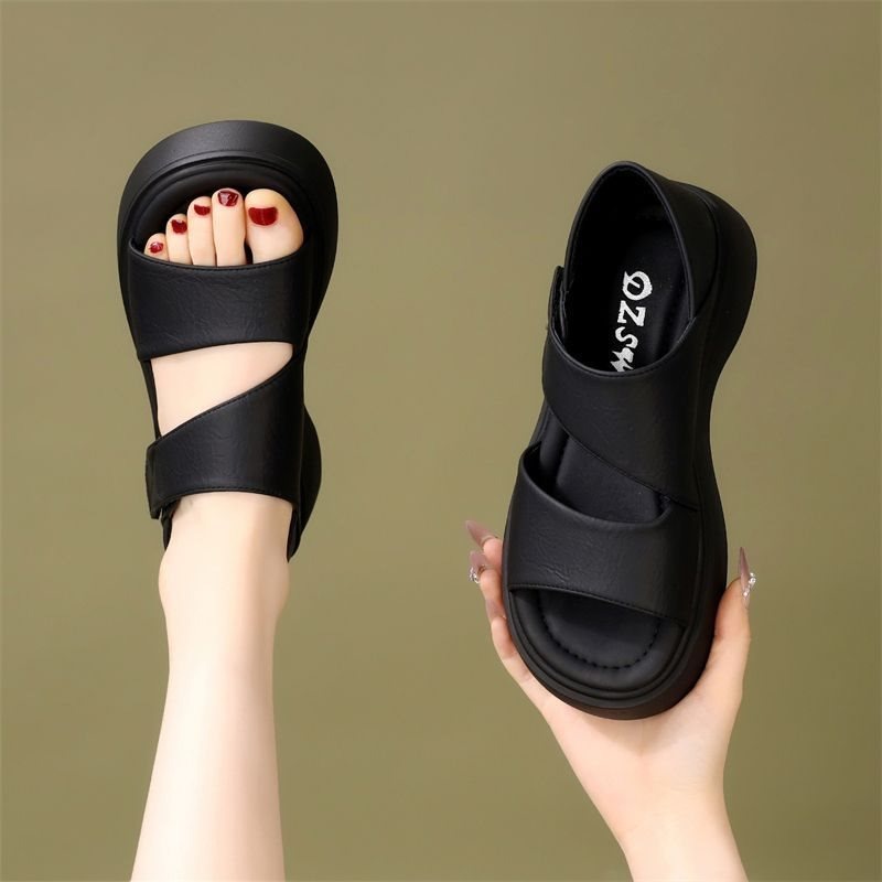 2026년 여름 신상 부드러운 밑창의 다용도 블랙 샌들 - Velcro Strap Sandal 리뷰 및 가격